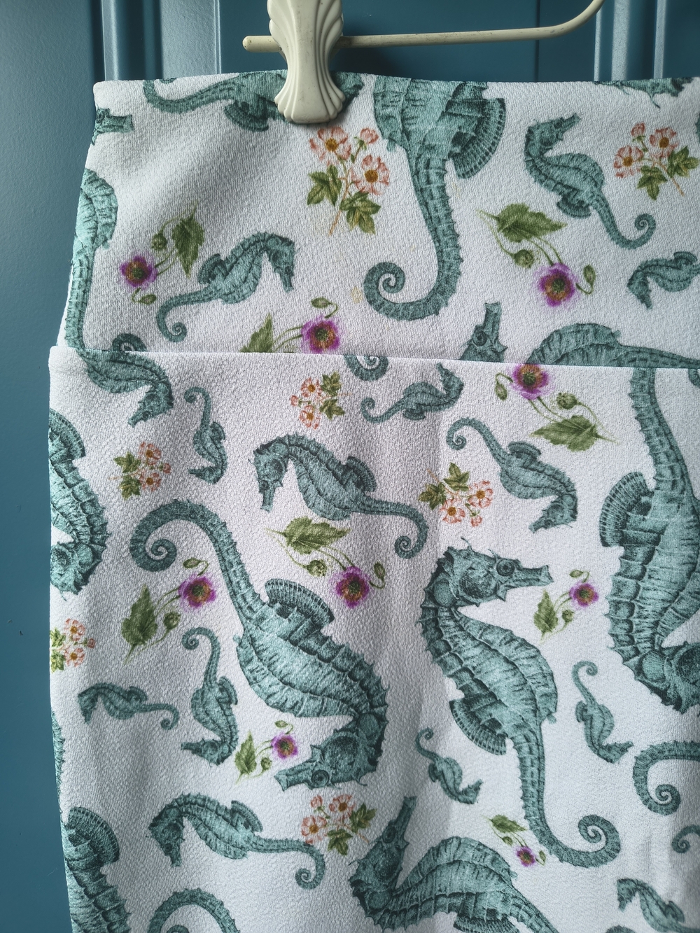 LuLaRoe White Pencil Skirt with Teal Seahorse Print - Picture 3 of 6